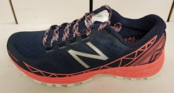 Löparsko Terräng WTSUMBG från New Balance. Bredd B-