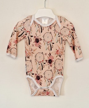 Långärmad kuvertbody dreamcatcher