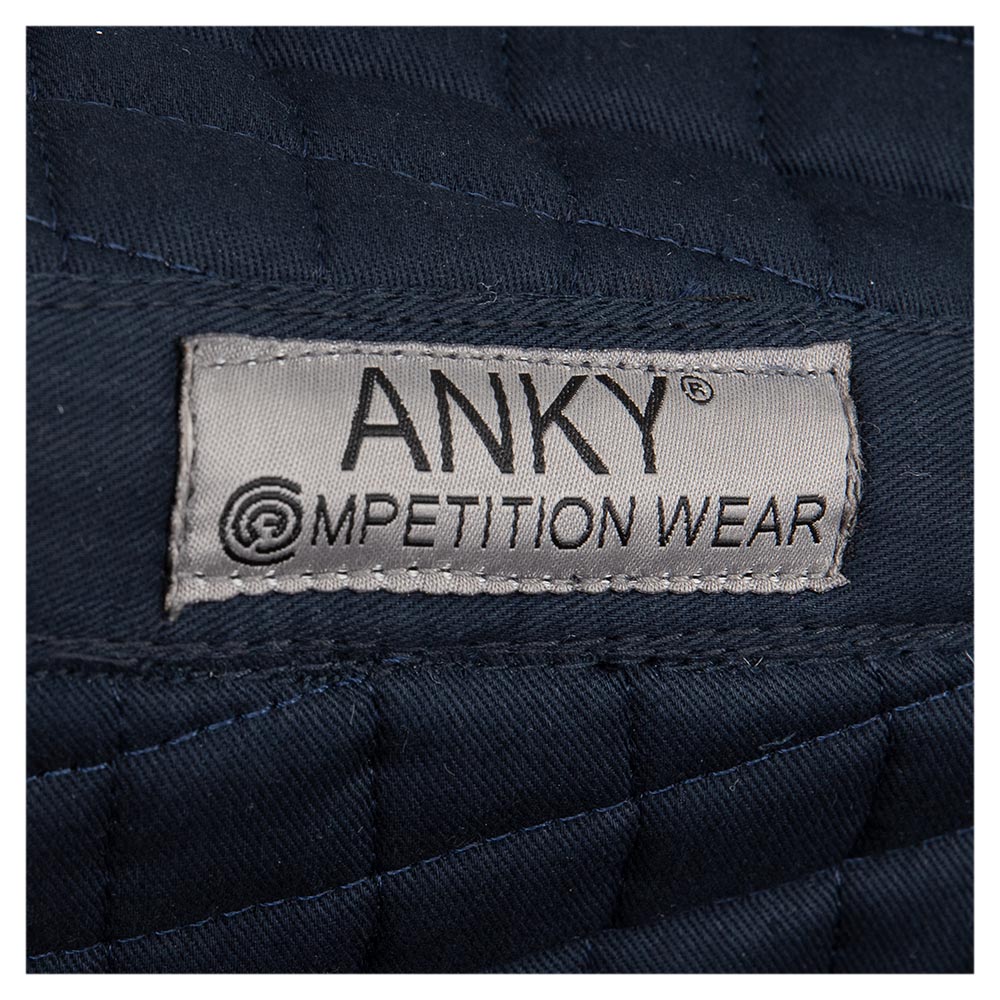 Upplev enastående komfort med ANKY® Schabrak Cotton Twill Dressage!