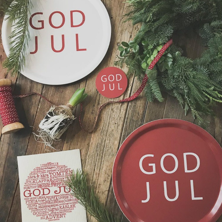 Bricka rund God Jul vit-MELLOW DESIGN