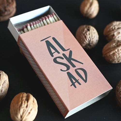 Tändstickor Älskad
