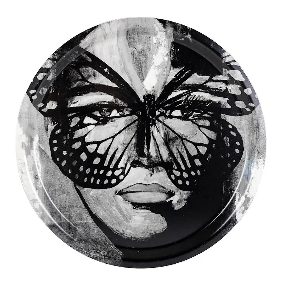 Bricka 31 Golden butterfly BW- CAROLINA GYNNING