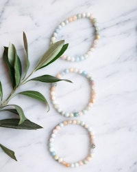 Armband, Morganit