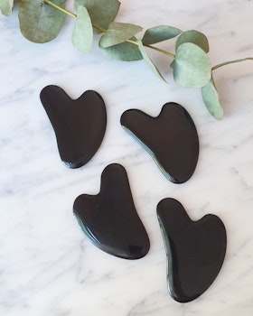 Gua Sha, svart obsidian (platta)