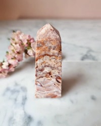 Rosa Crazy Lace agat, Torn nr 2 med lite druzy