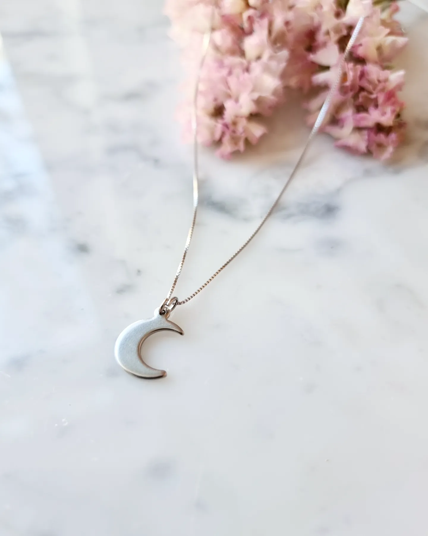 Moon necklace (single)