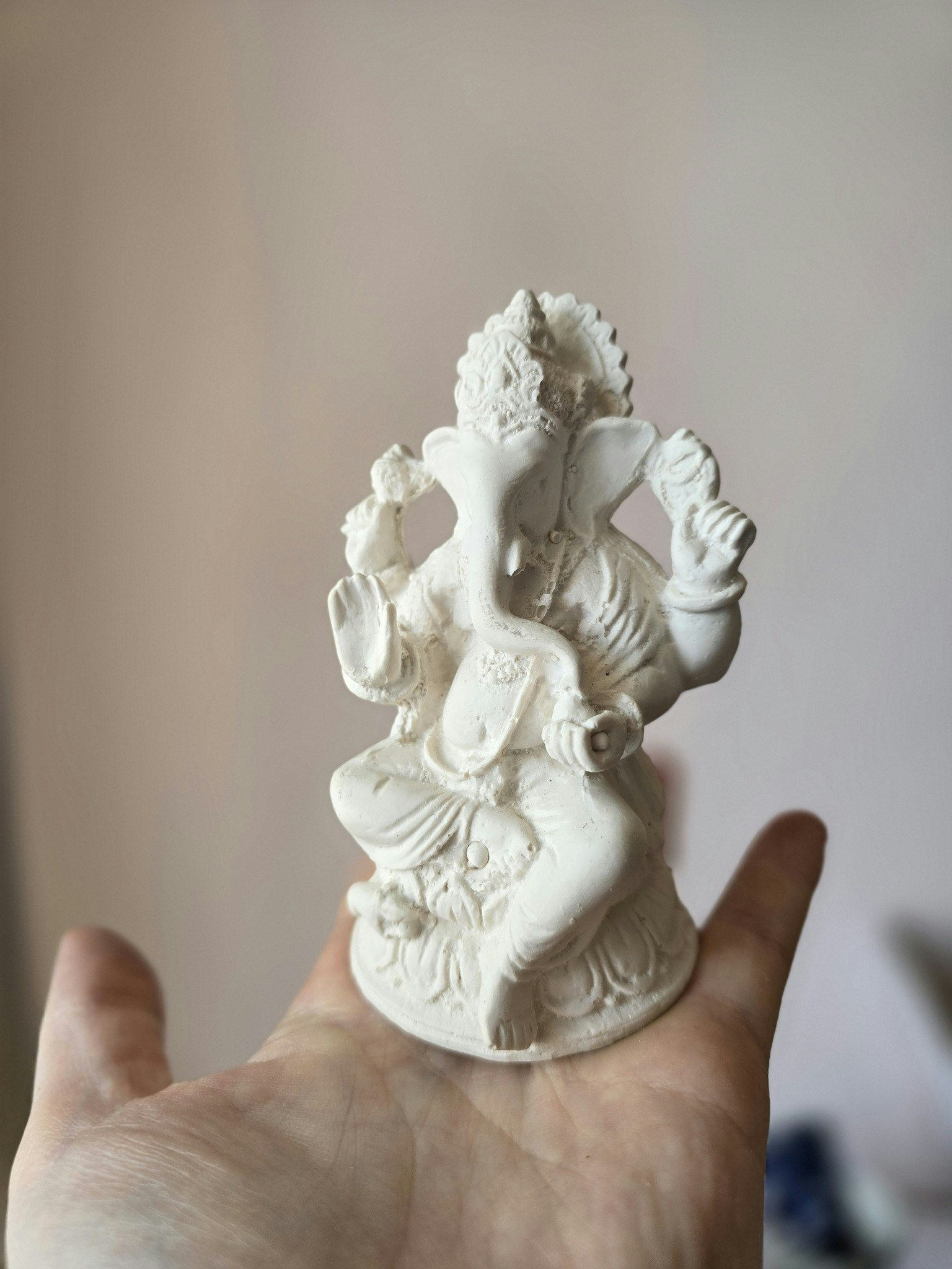 Ganesha, vit 10 cm