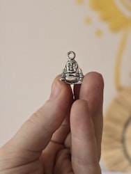 Liten Happy Buddha | Silver | Berlock | ca 20mm