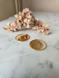 Måne/Sol ca 3.2cm (guldpläterat rostfritt stål)
