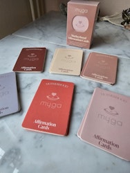 Motherhood affirmation cards