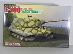 E-100 inkl. figurer