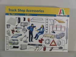 Truck Shop Accessories Set