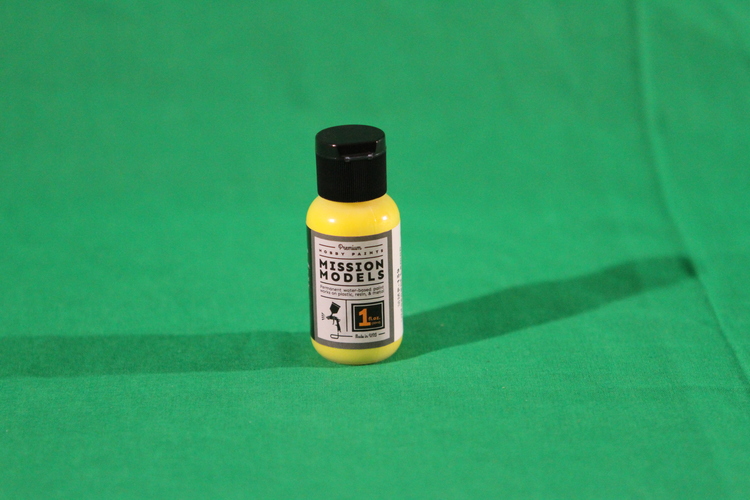 Iridescent Lemon Yellow Acrylic 30ml