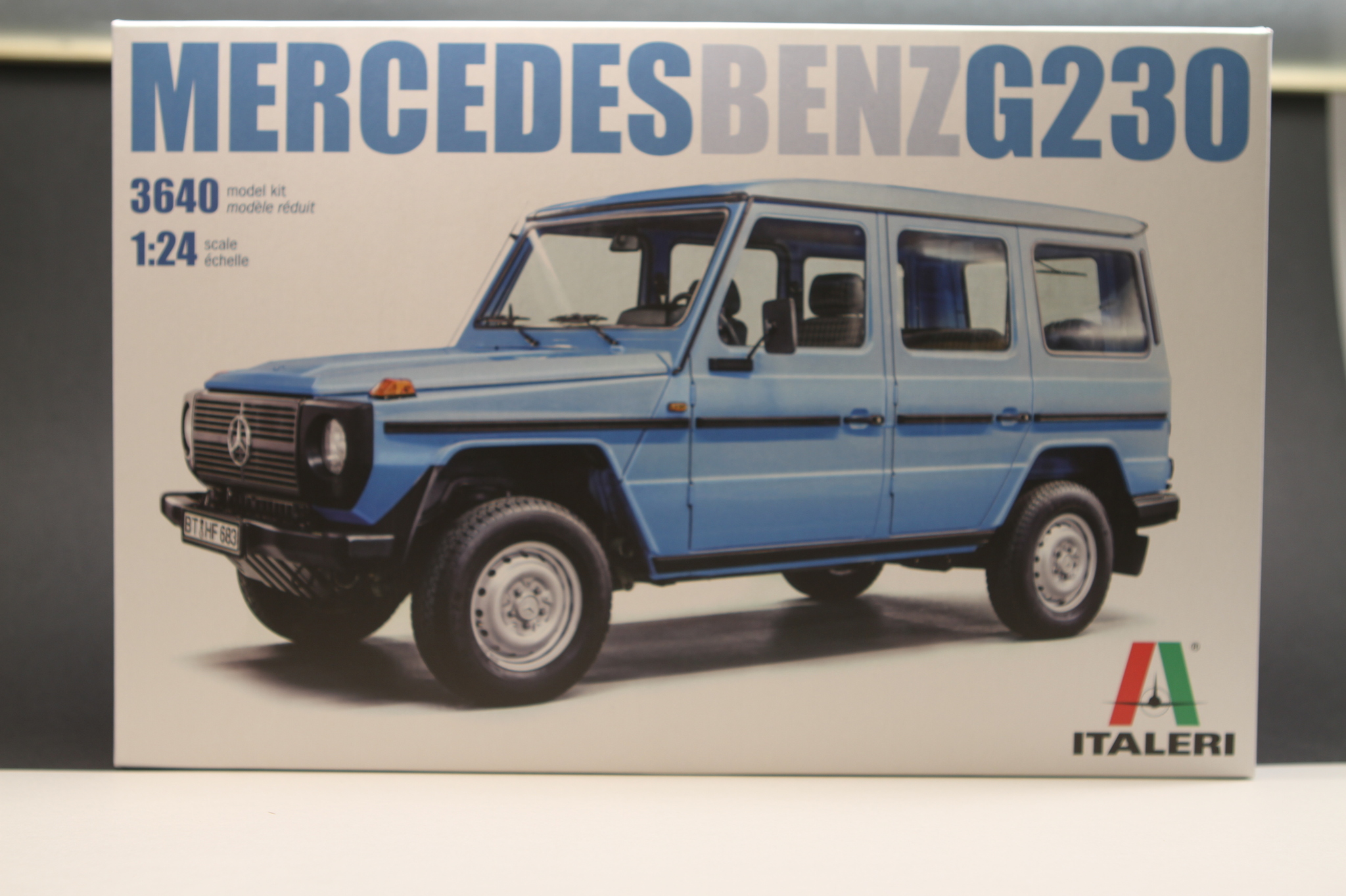 Mercedes-Benz G230