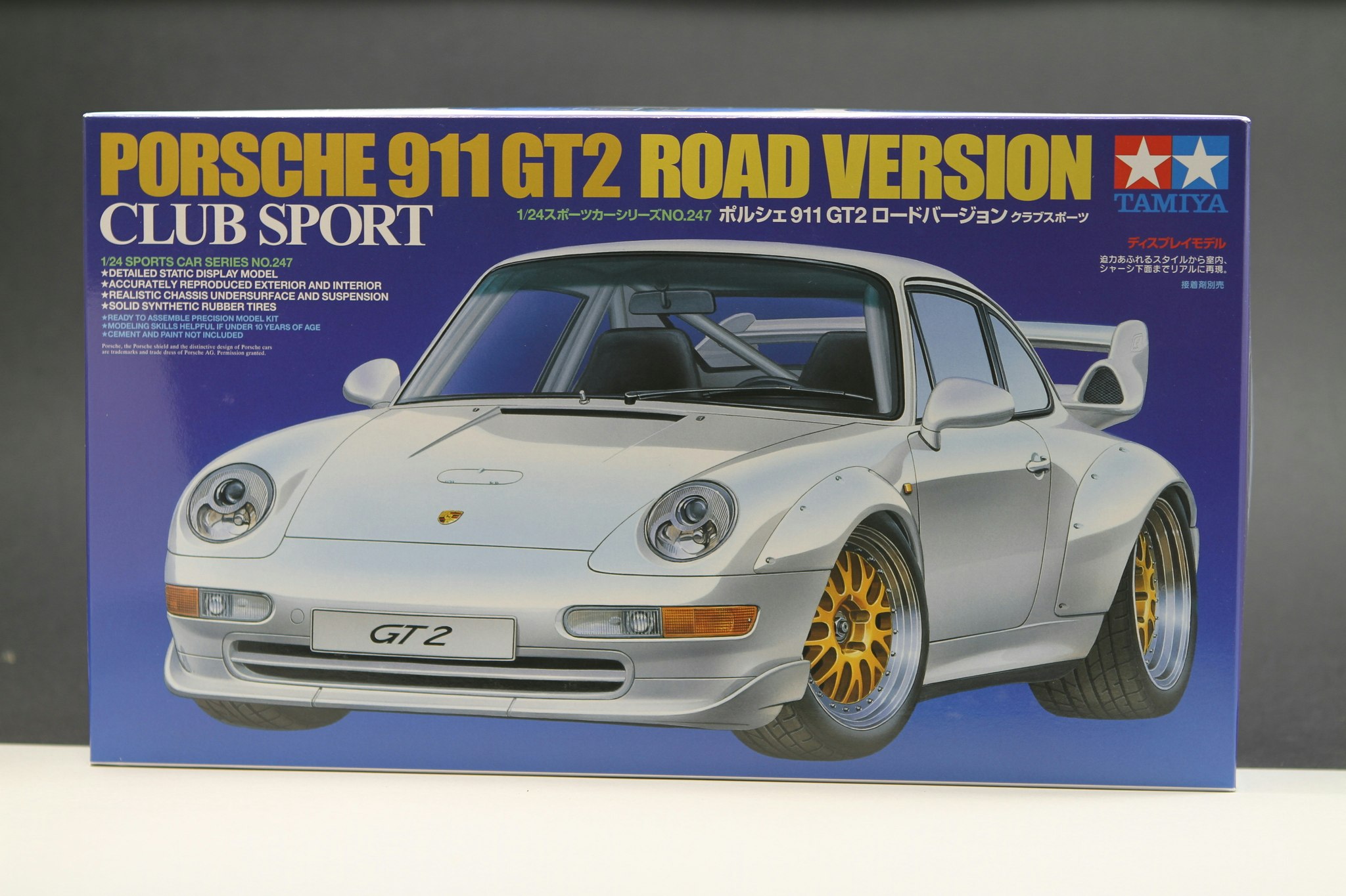 Porsche 911 GT2 Road Version 1/24