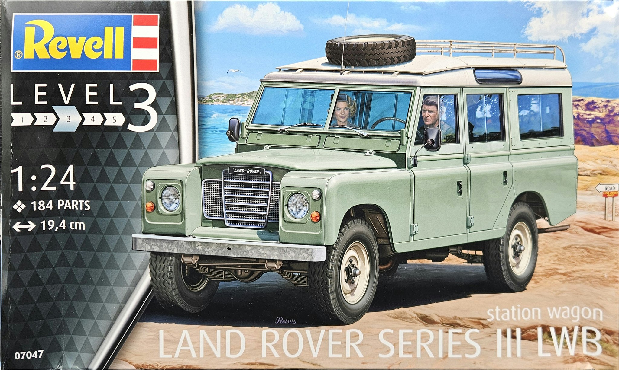 Land Rover Series III LWB 1/24