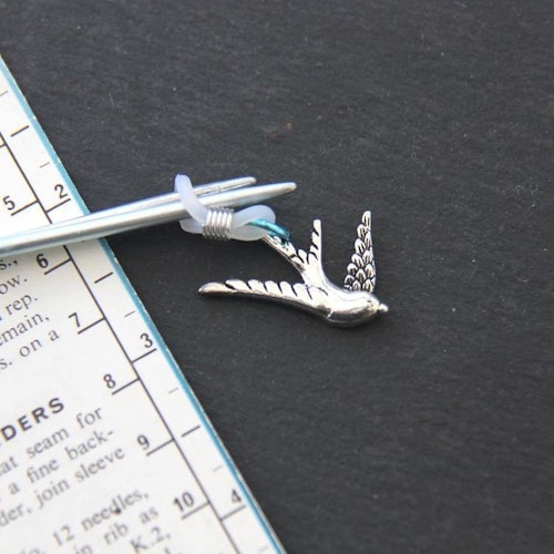 Swooping Swallow Knittin Needle Minder