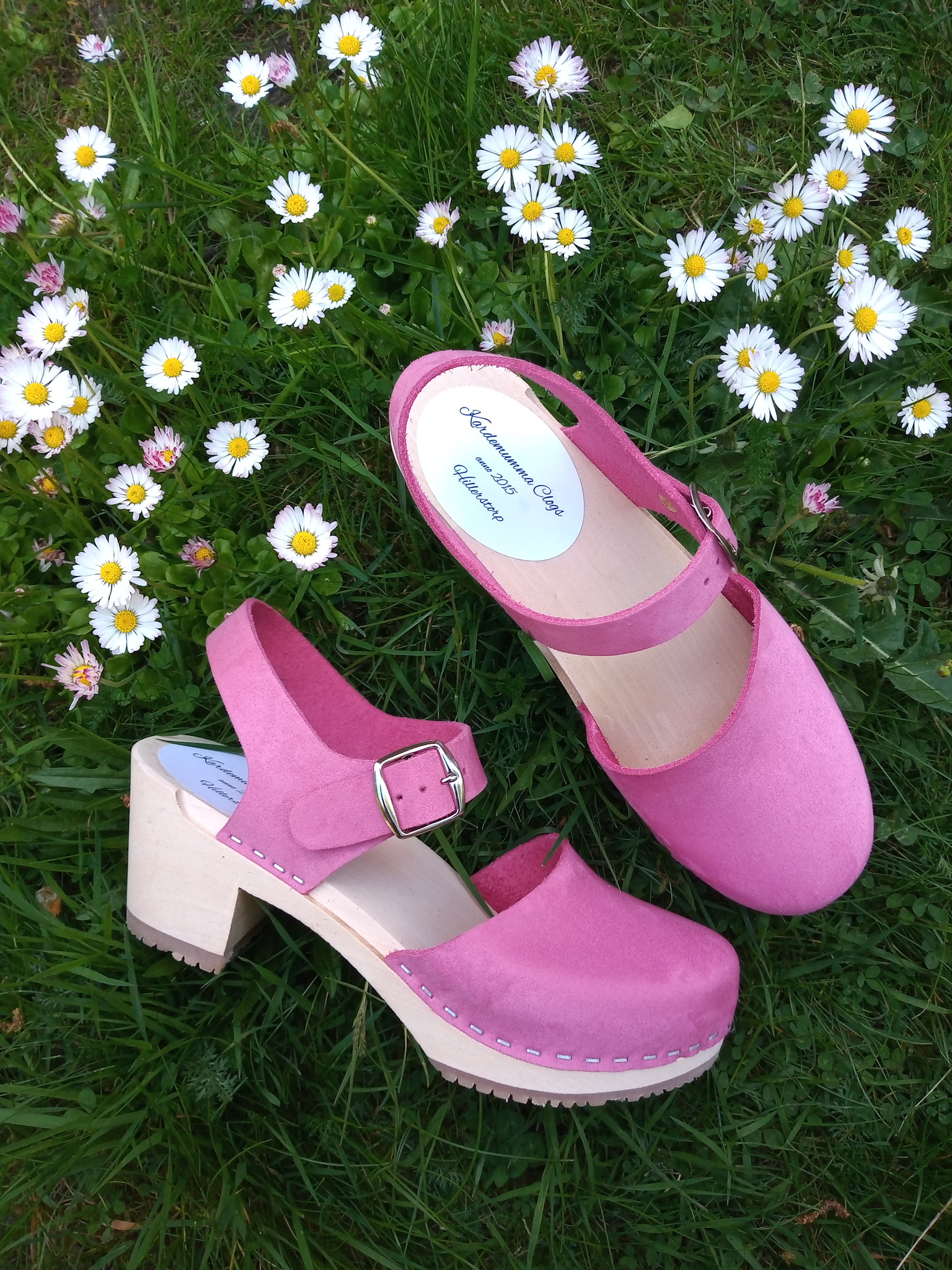 Iris, sandal i rosa "nubuck" ca 7cm  hög klack