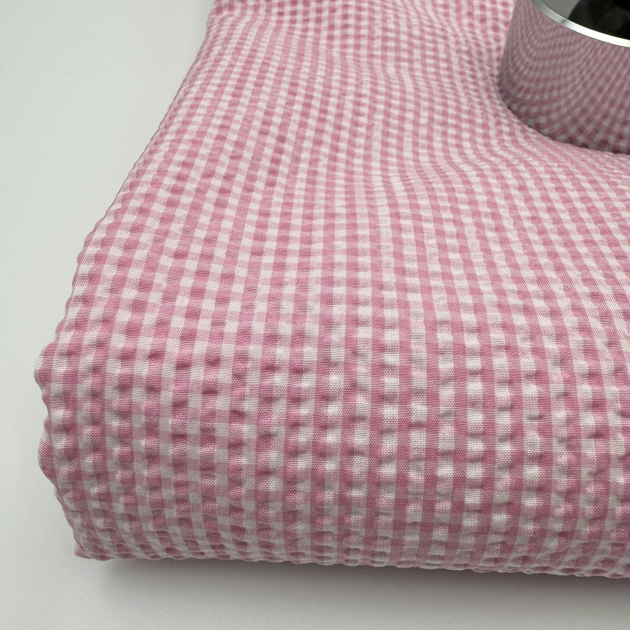 Bomull smårutig rosa/vit bäckebölja