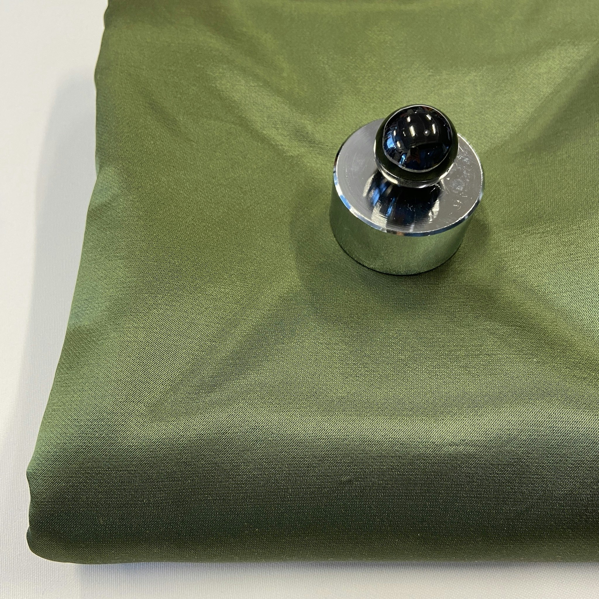 1,4m Kraftig Viskos/bomull blank oliv