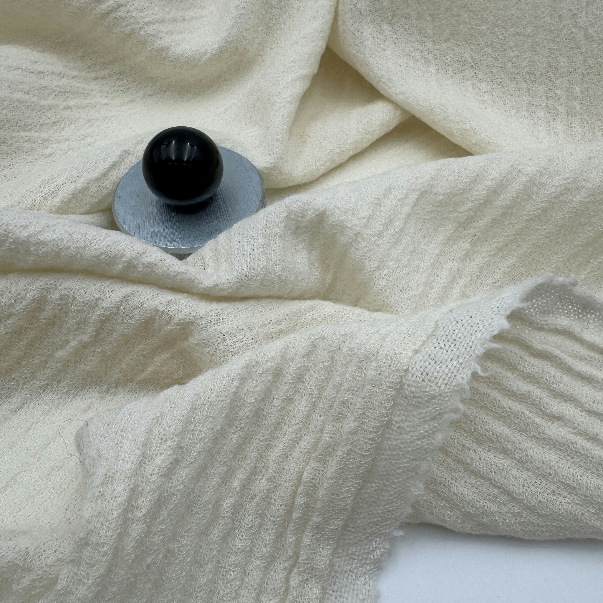 2m Ullmuslin gräddvit