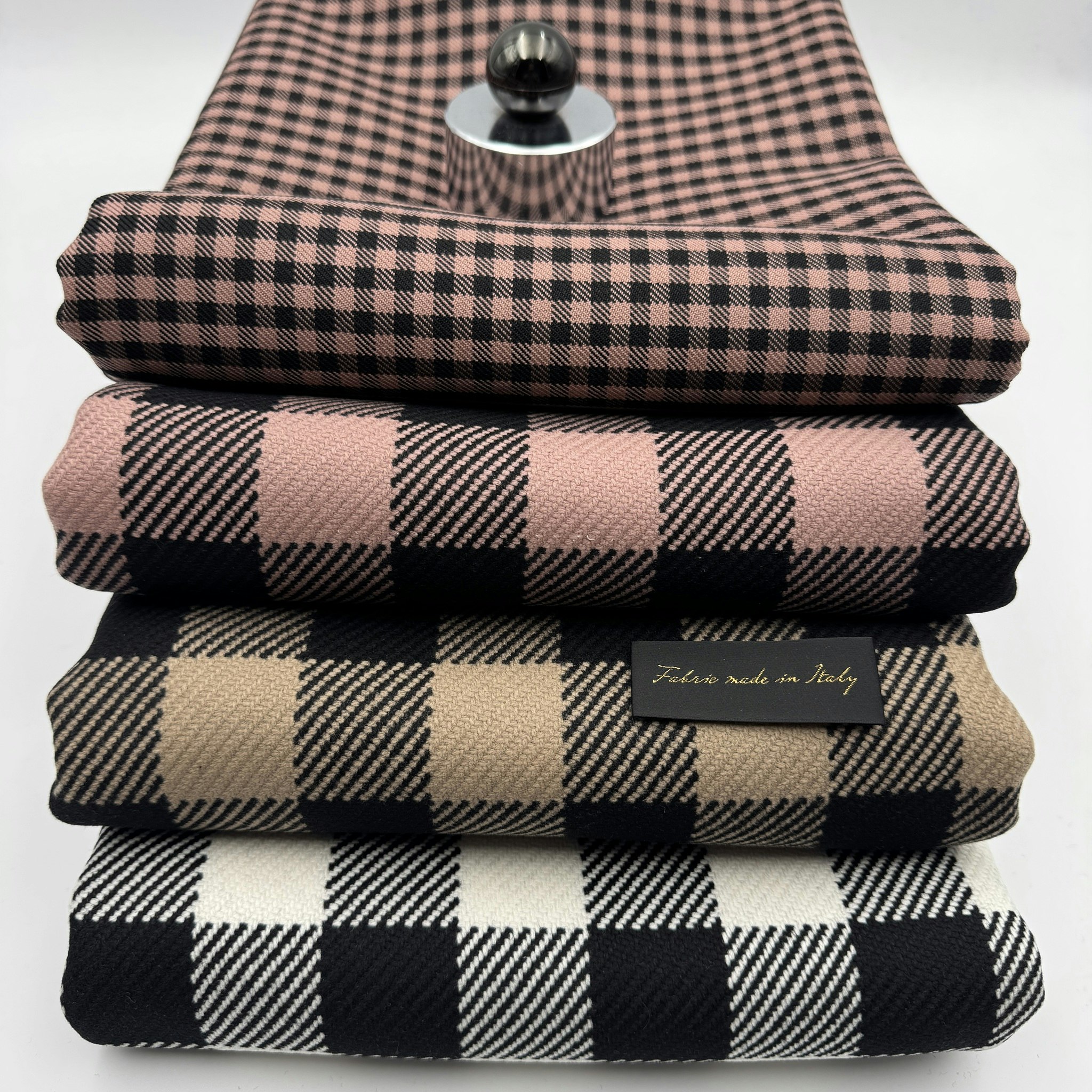 1,95m ullruta svart/beige Dio*