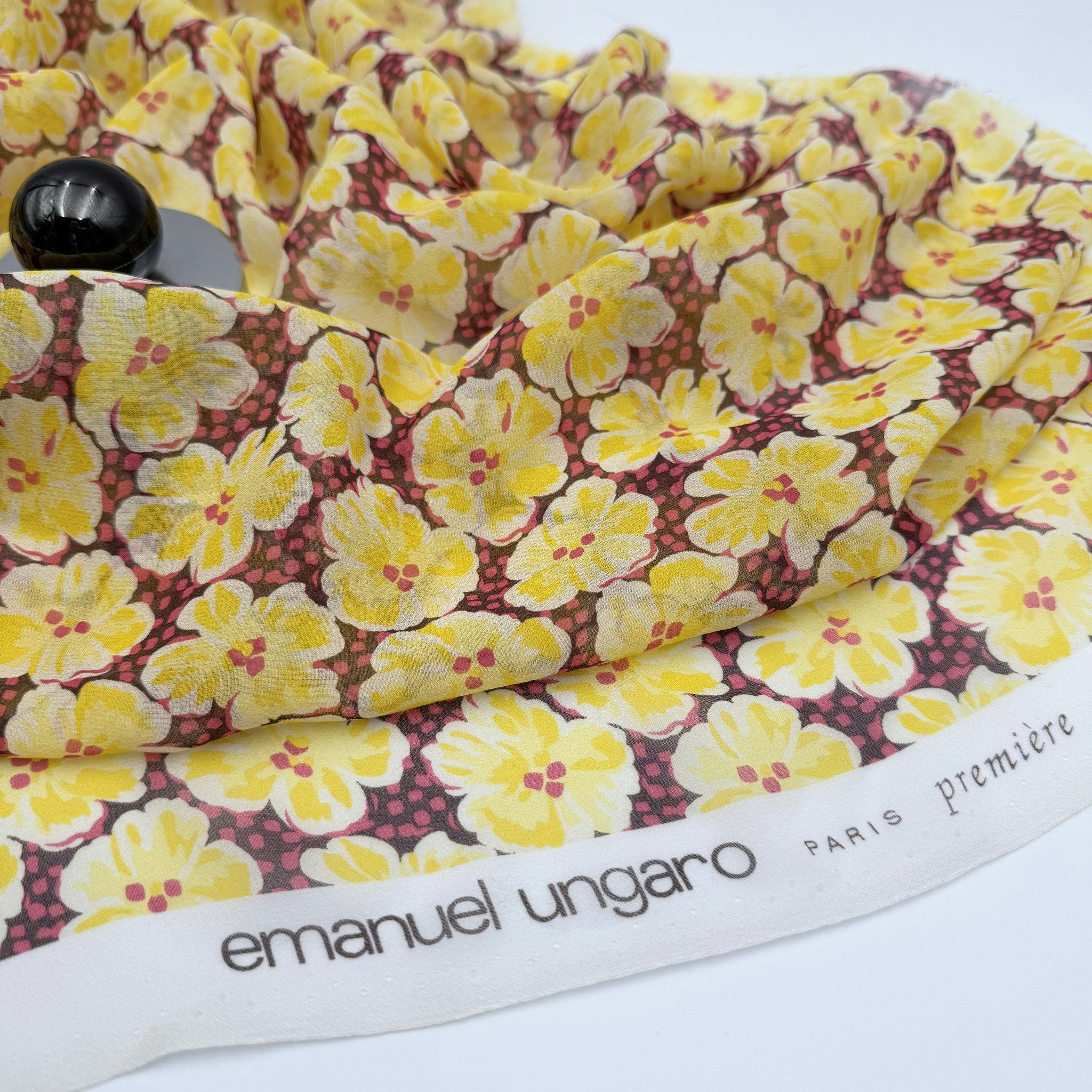 1,2m Siden crêpe de chine gul blommig Ungar*