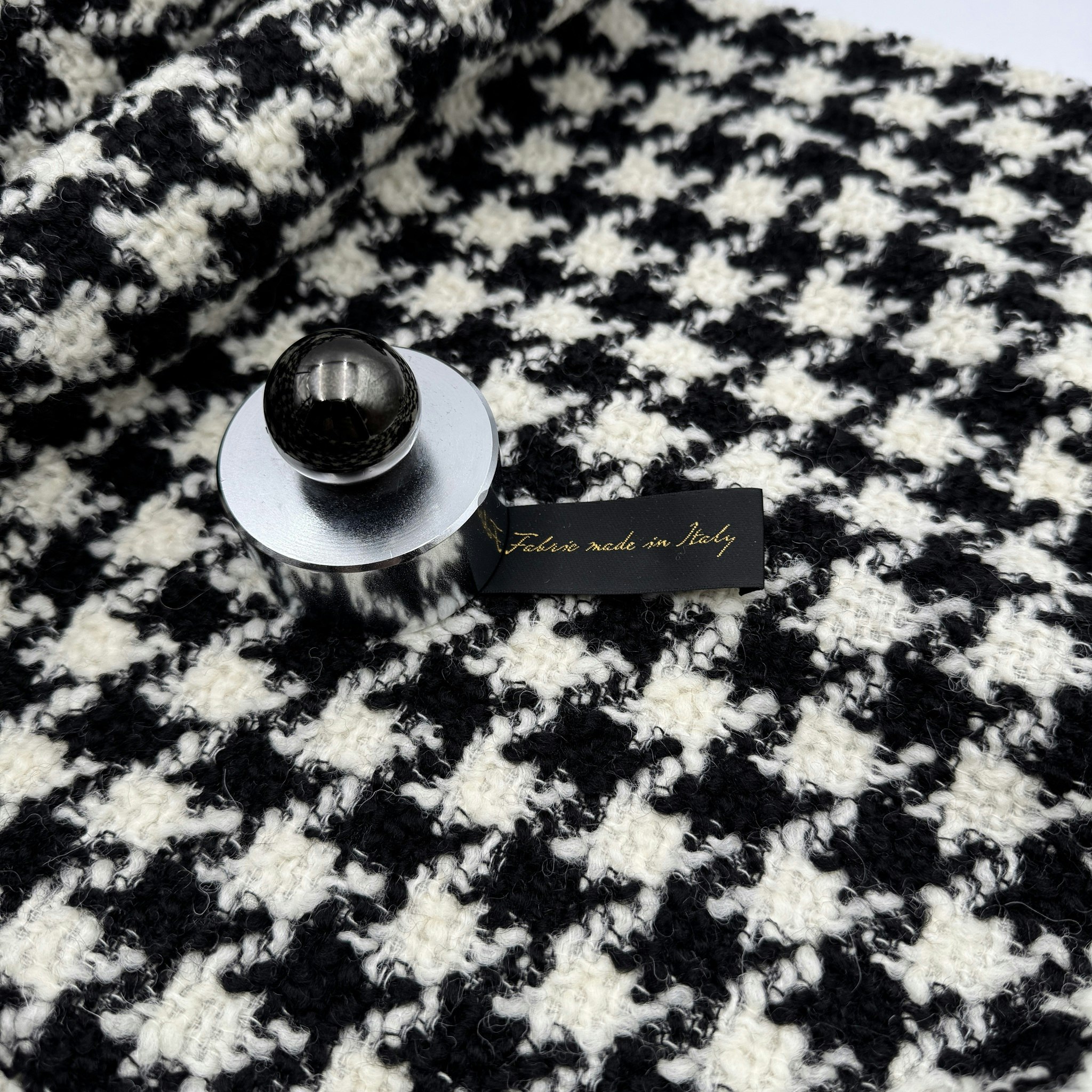 1,5m fluffig hundtand svart/vit Valentin*