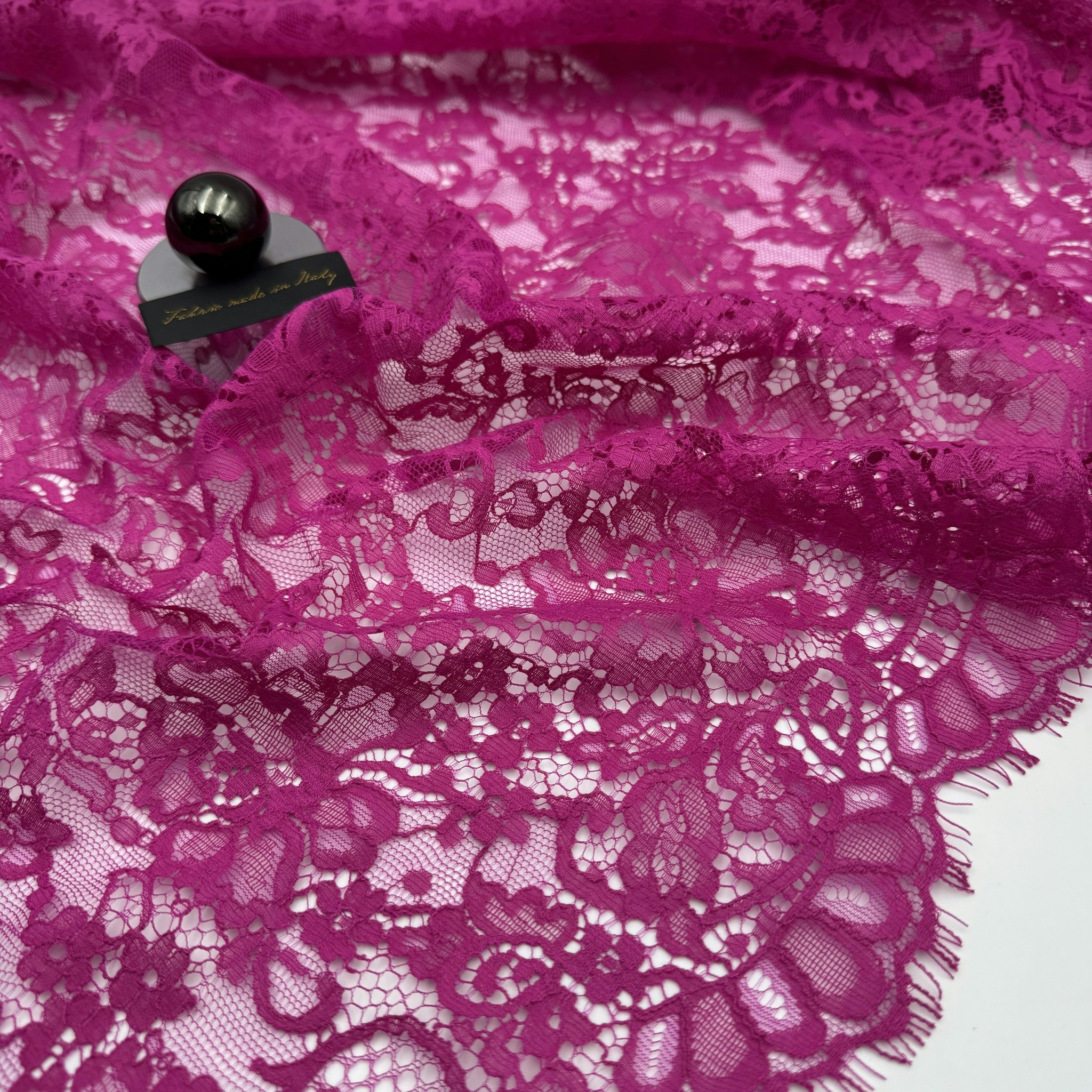 3m bomullsspets cerise Valentin*