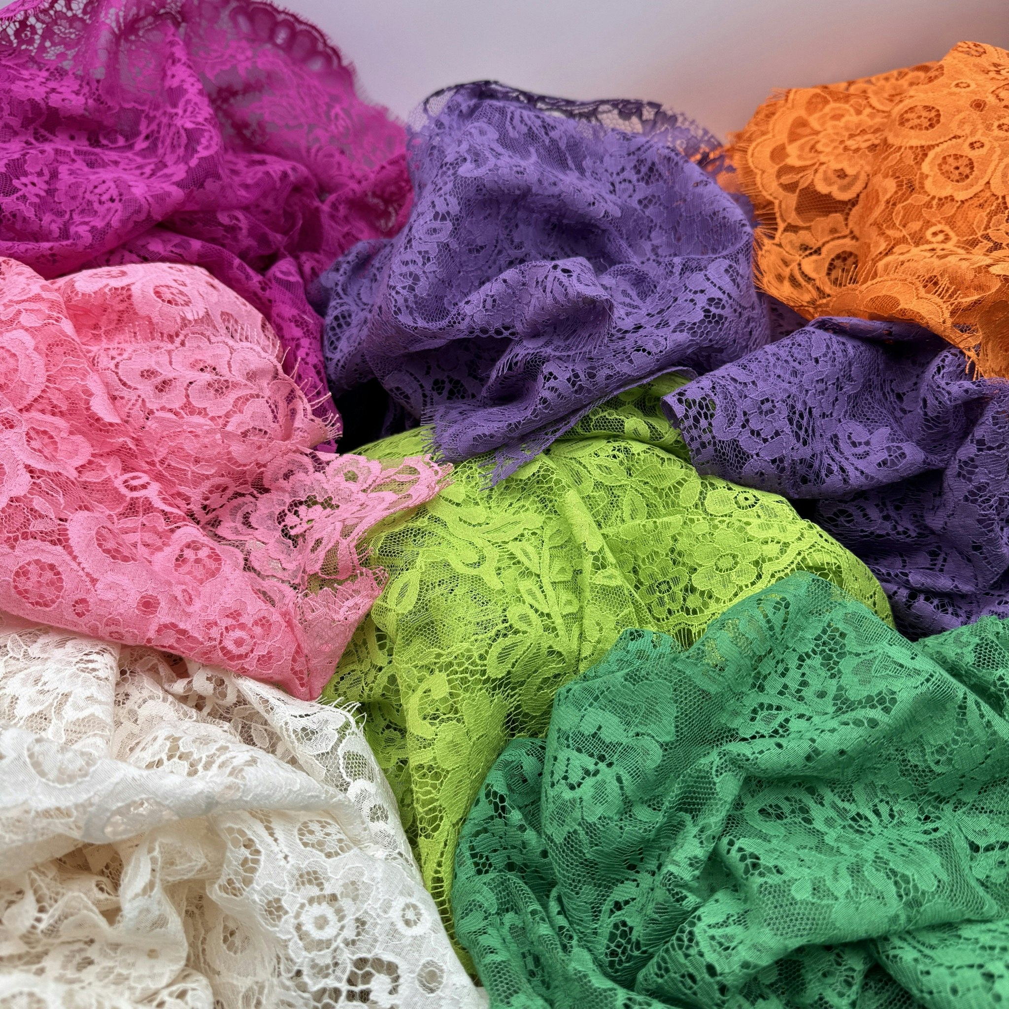 3m bomullsspets cerise Valentin*
