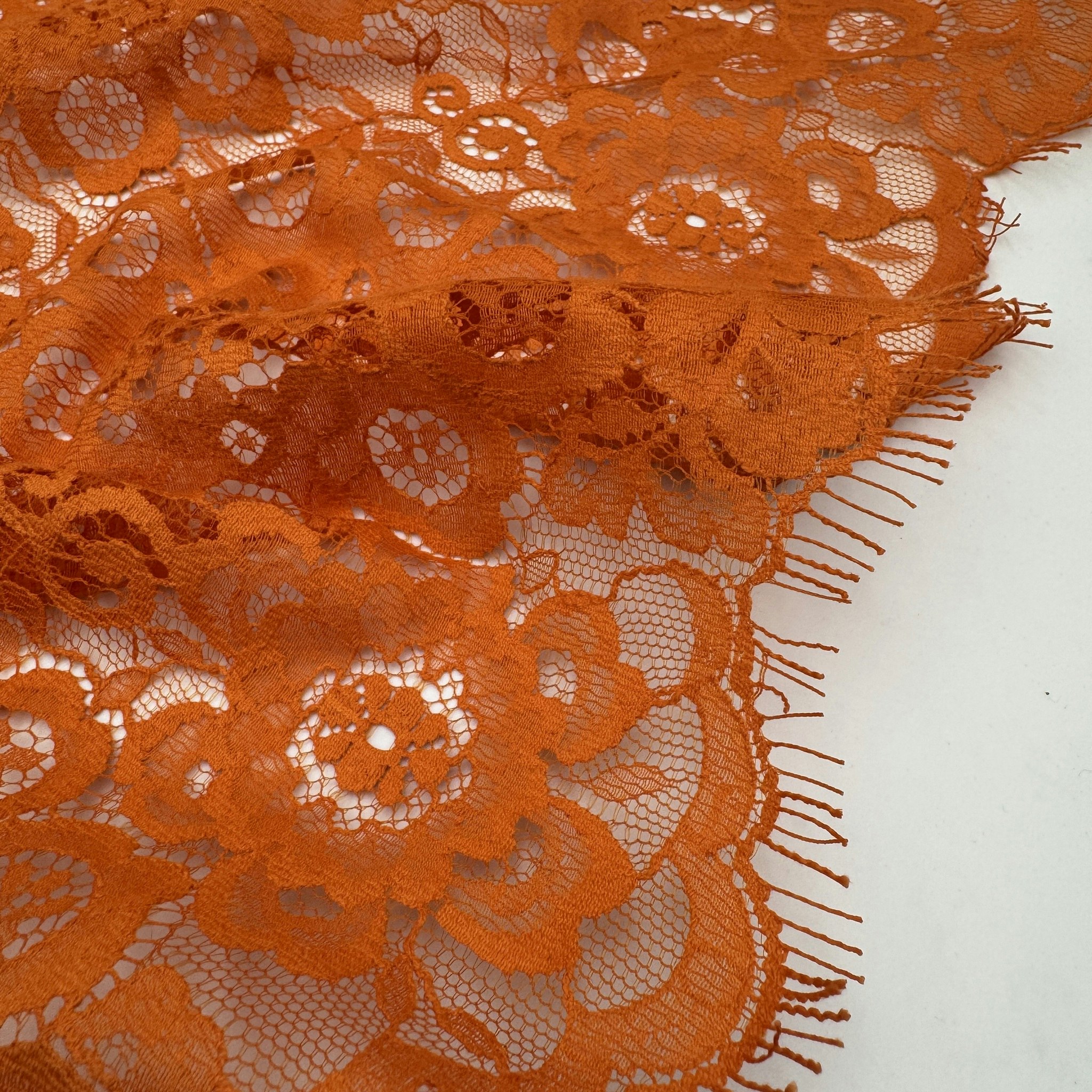 1,5m bomullsspets orange Valentin*