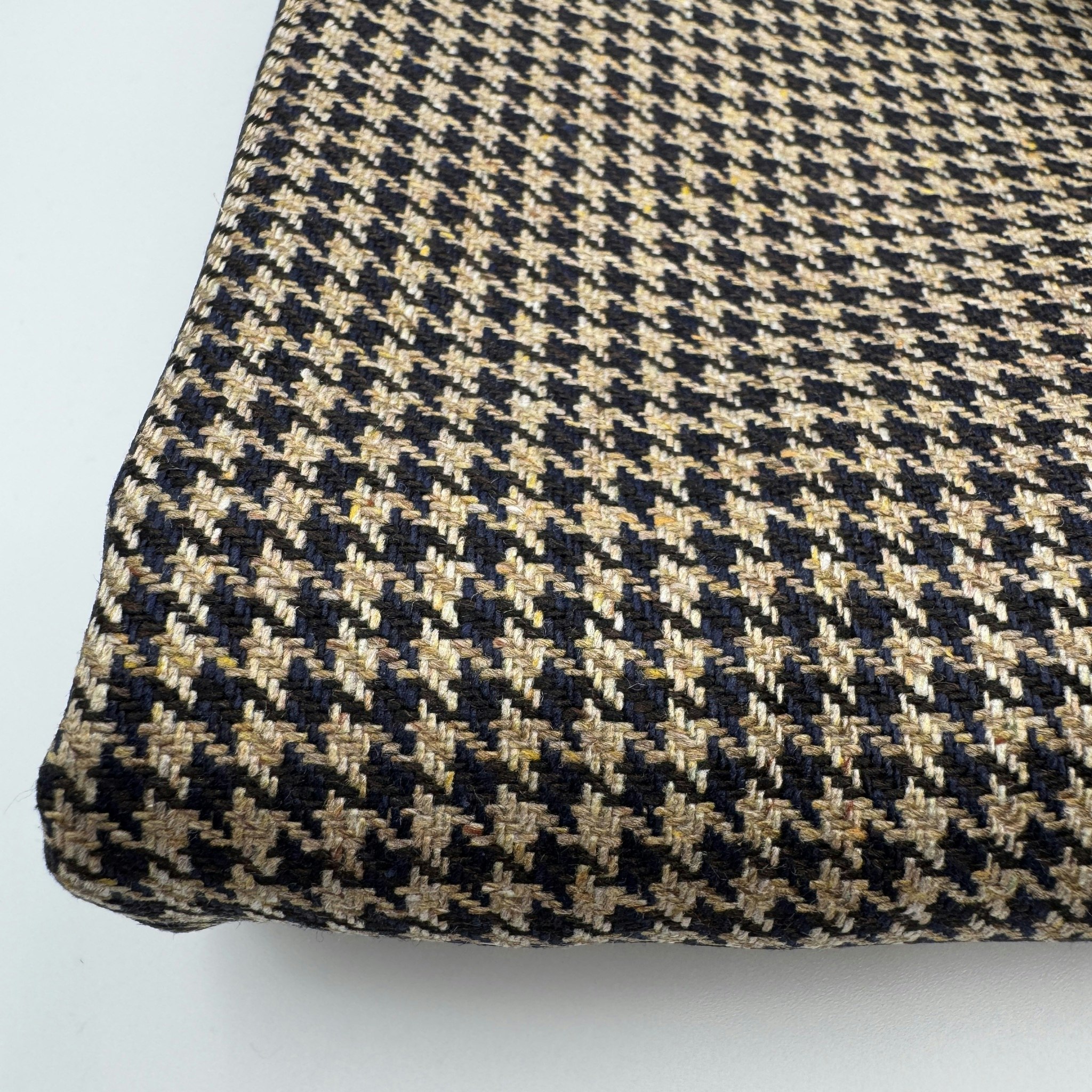 1,5m Sidenruta guldbeige/svart Loro P****