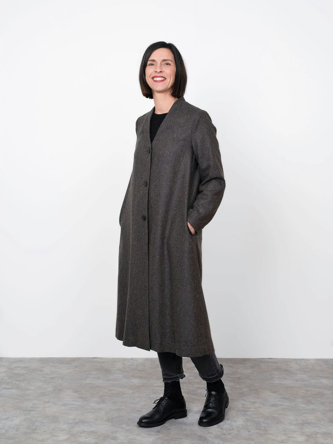 V-neck coat (XL-3XL)