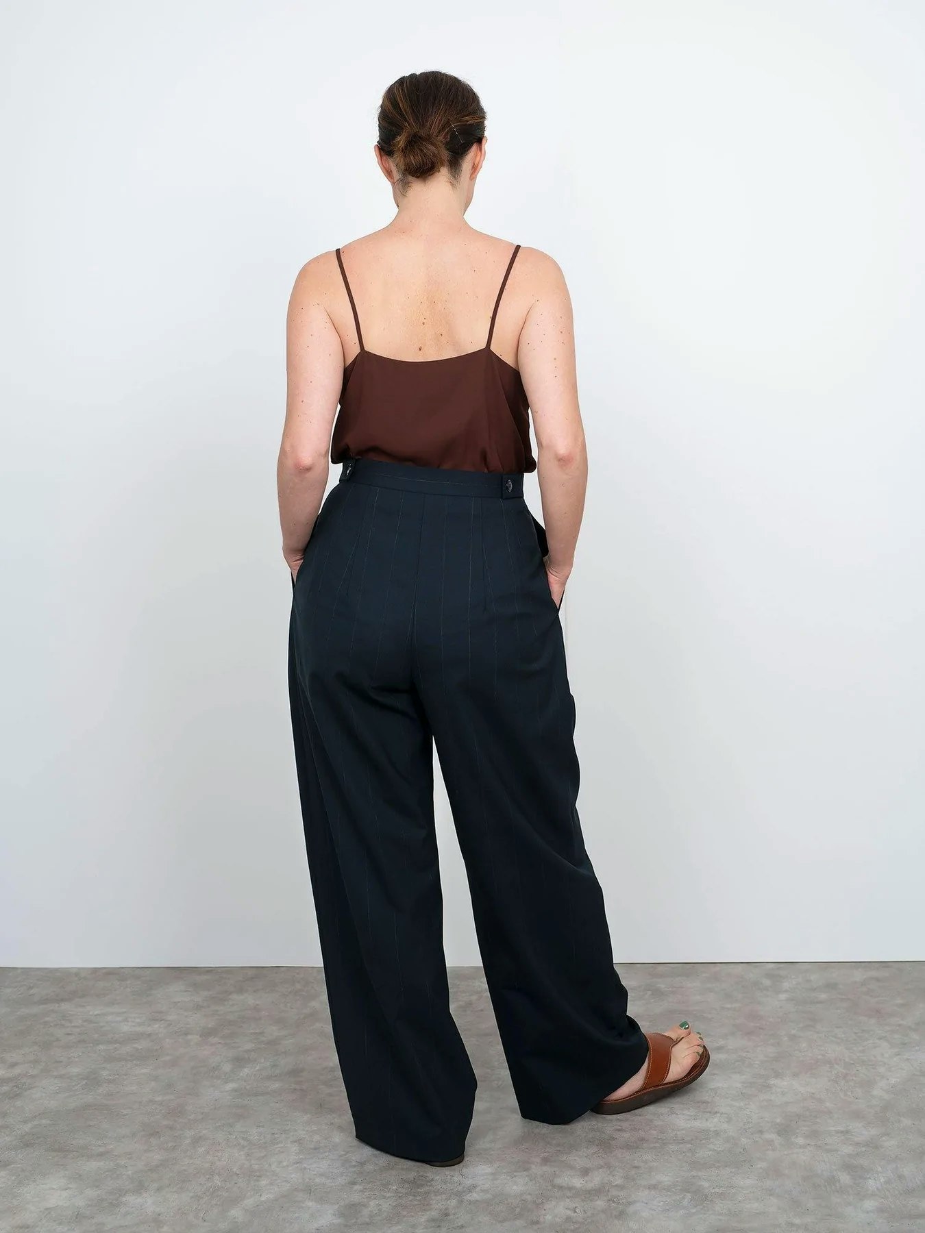 High-waisted trousers (XS-L)