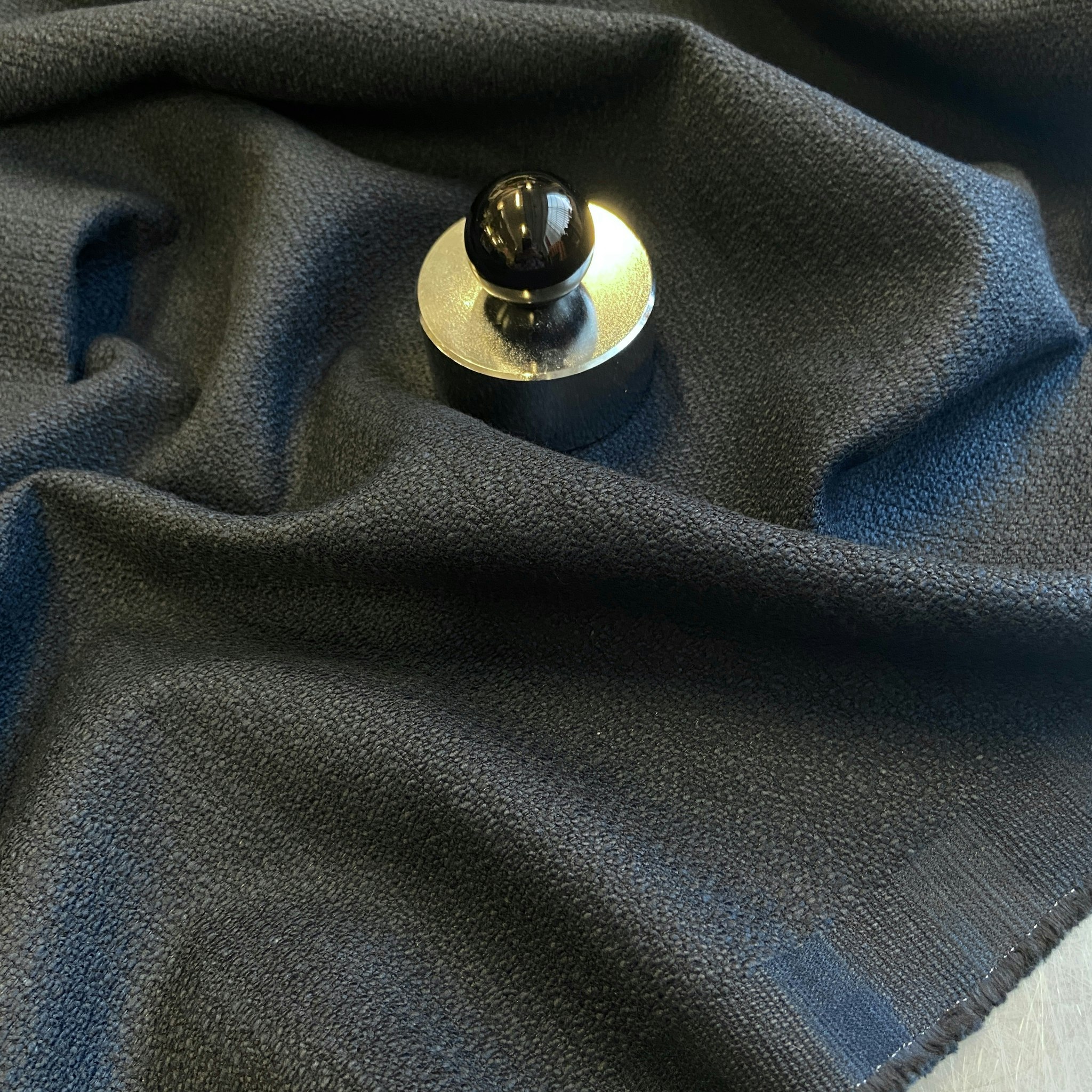 PANGERBJUDANDE 3M - Tunnare Chanel, blåsvart