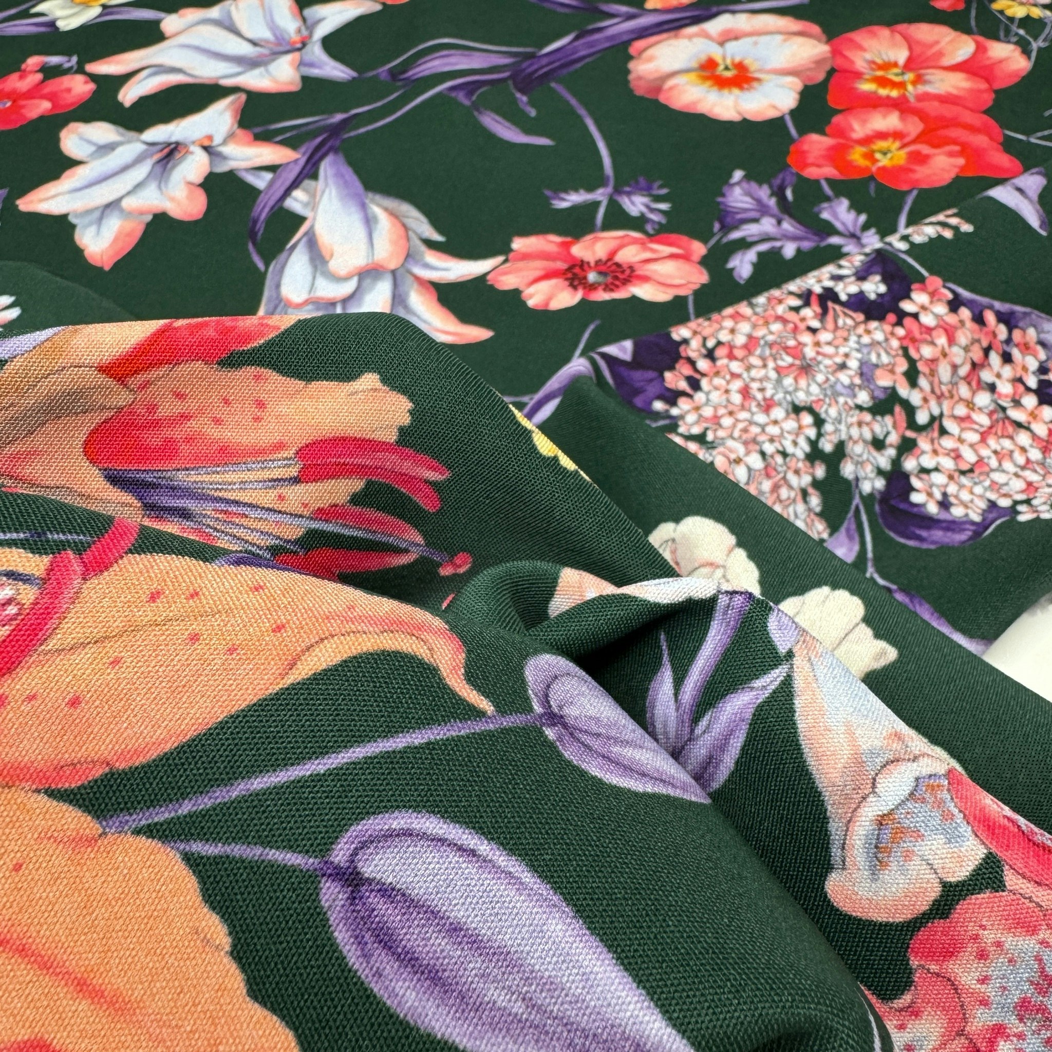Viskos/elastan mörkgrön blommig Ungar*
