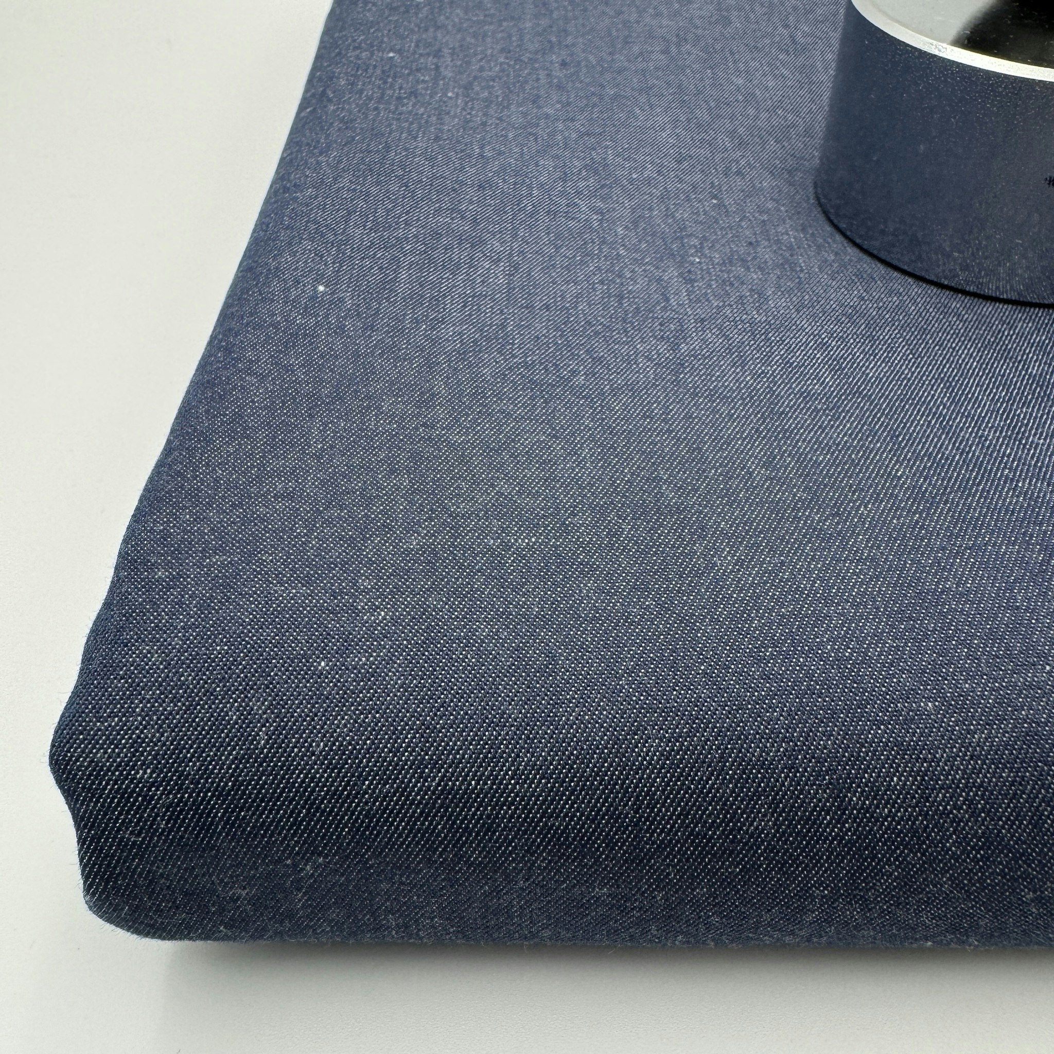 Bomull/lyocell tunn denim