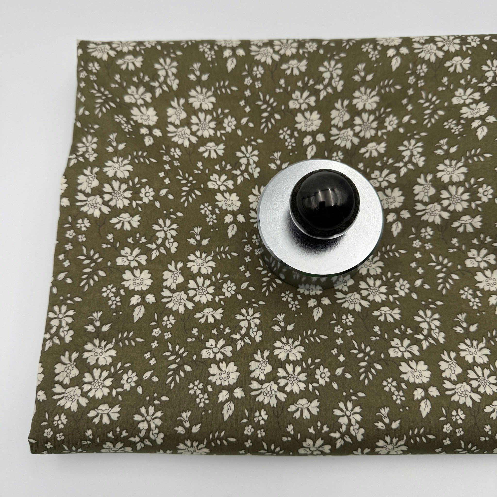 Libertytyg Tana Lawn - Capel oliv