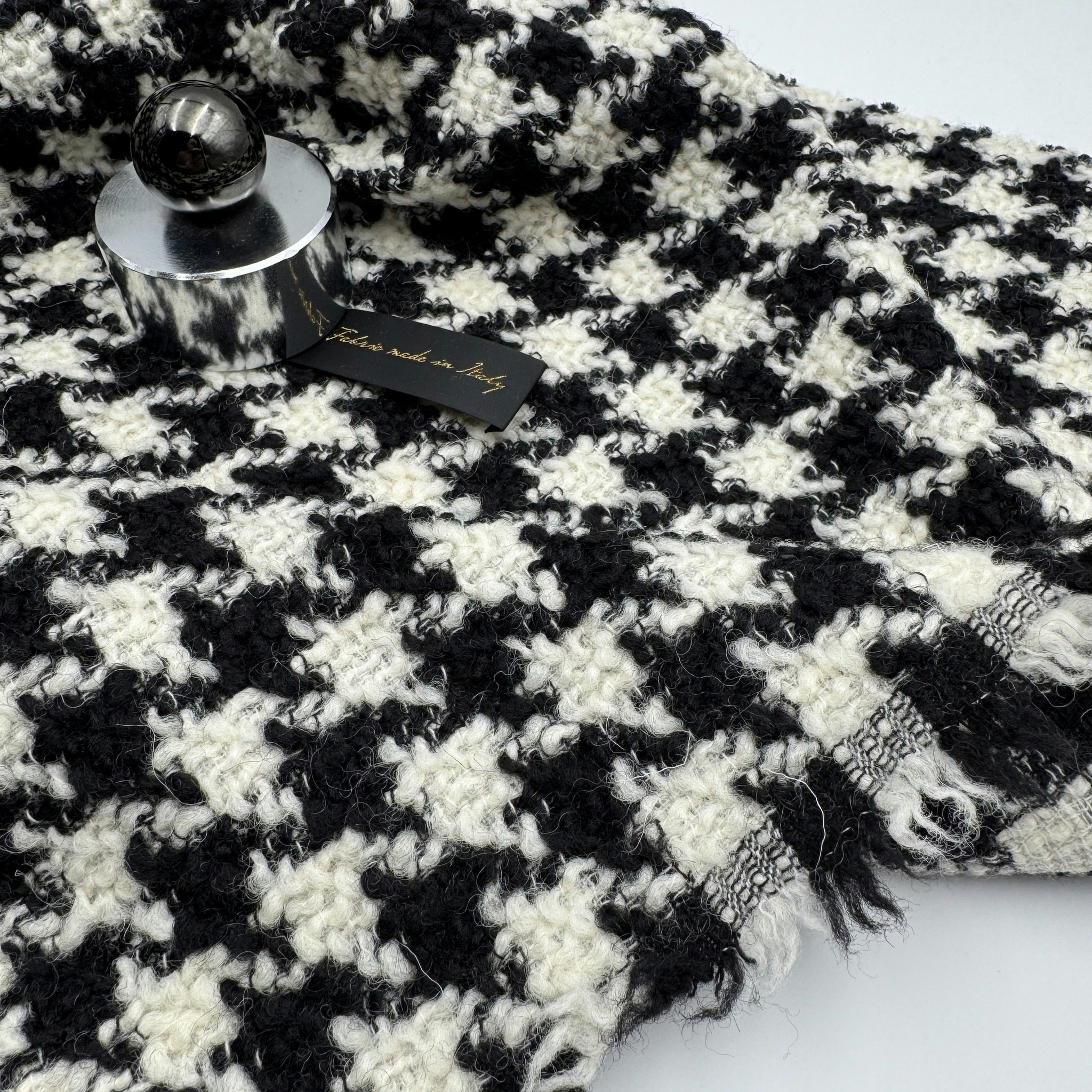 3m fluffig hundtand svart/vit Valentin*