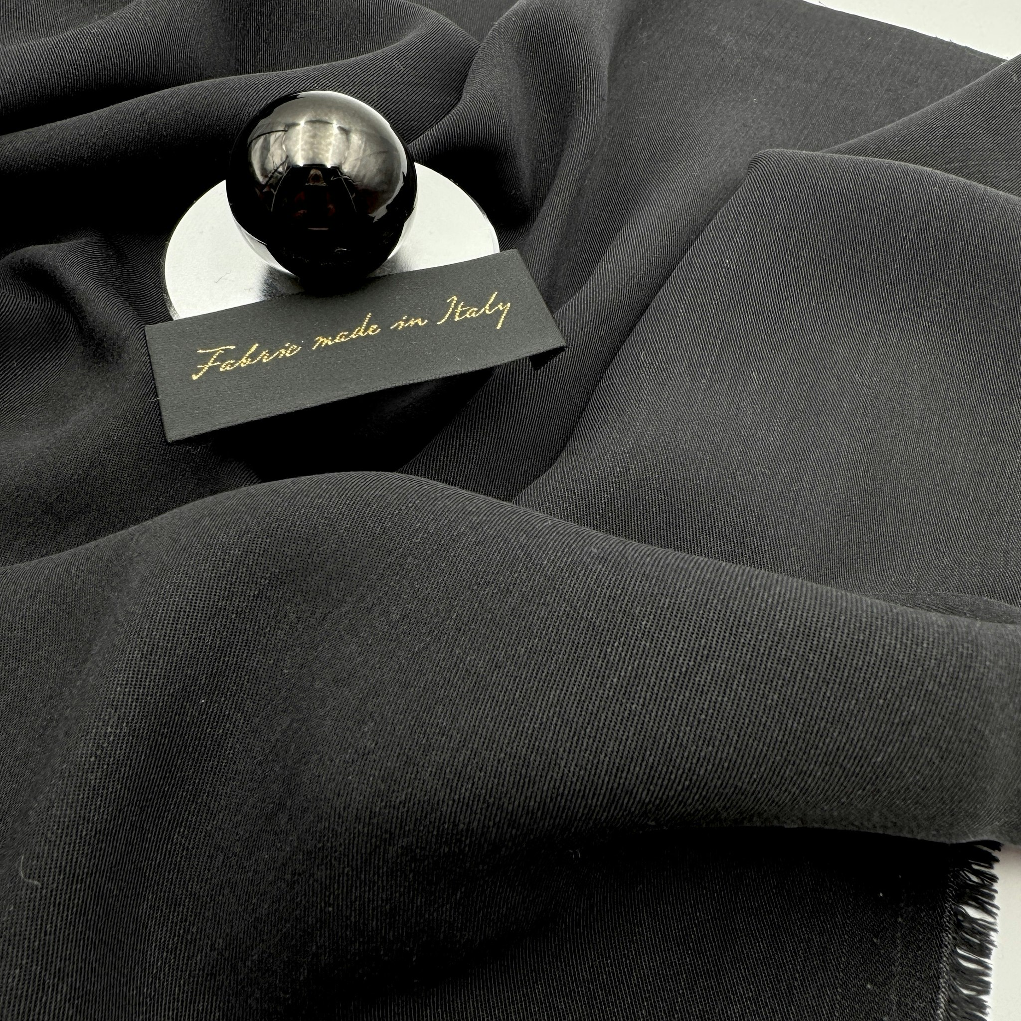 Tencel svart M. Kors