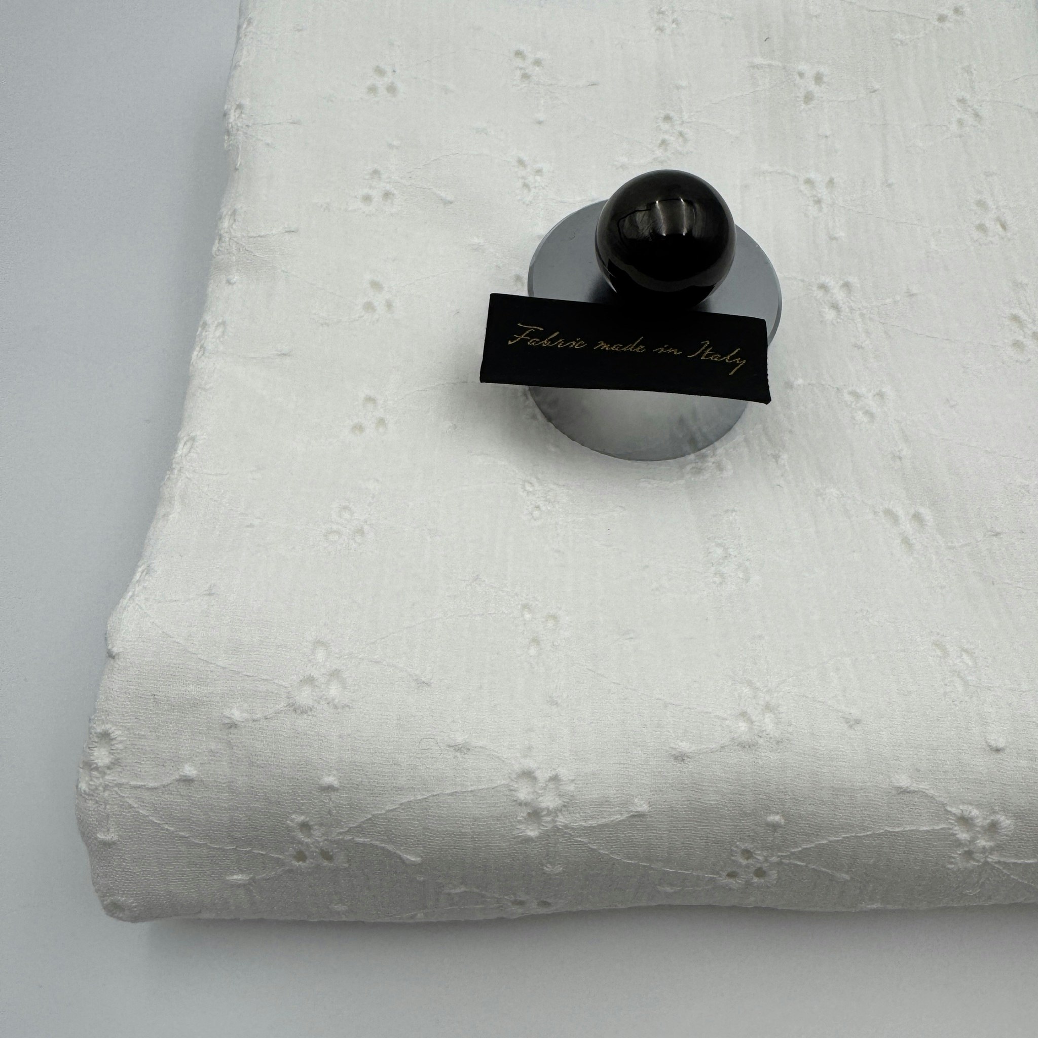 Bomullsmuslin brodyr vit