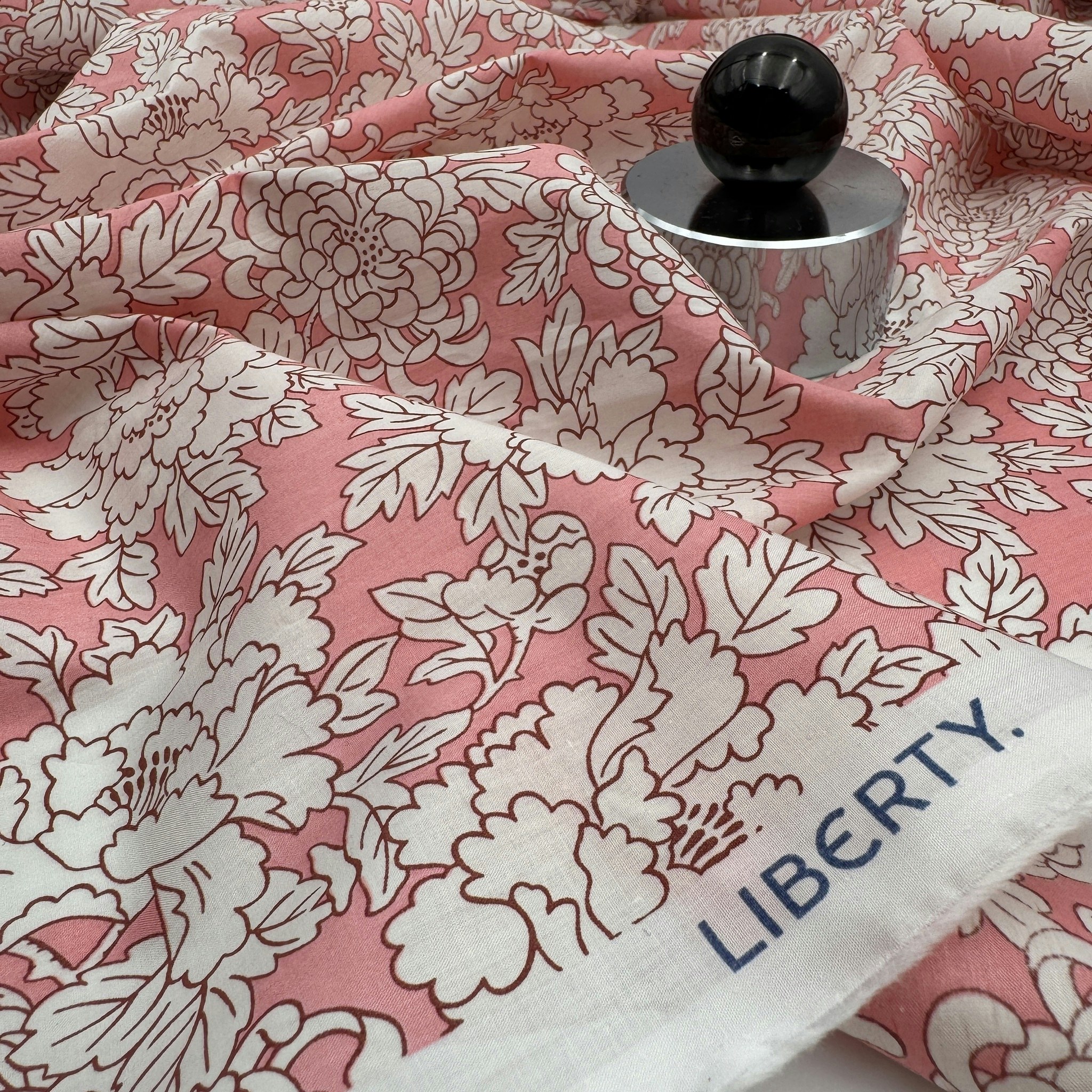 Libertytyg Tana Lawn