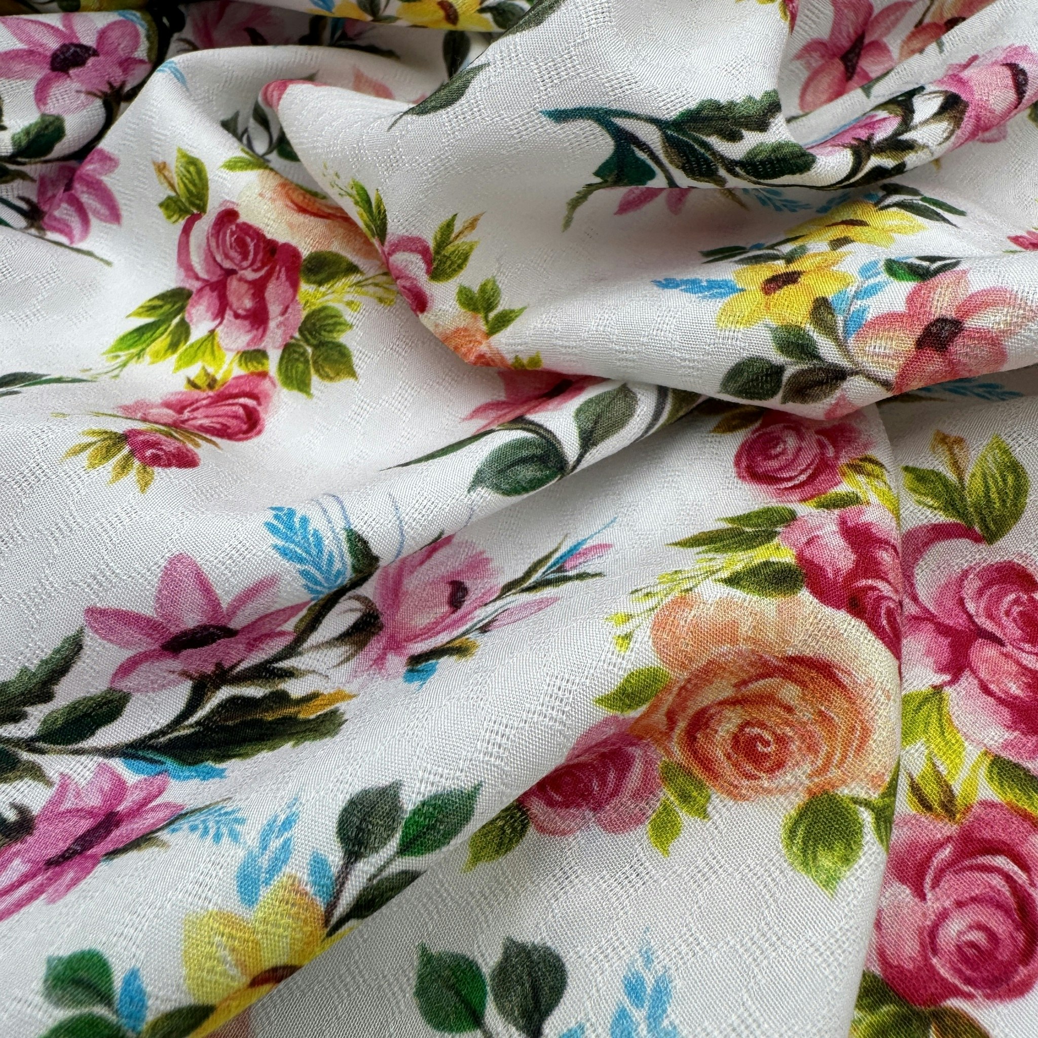 Viskosjaquard blommig