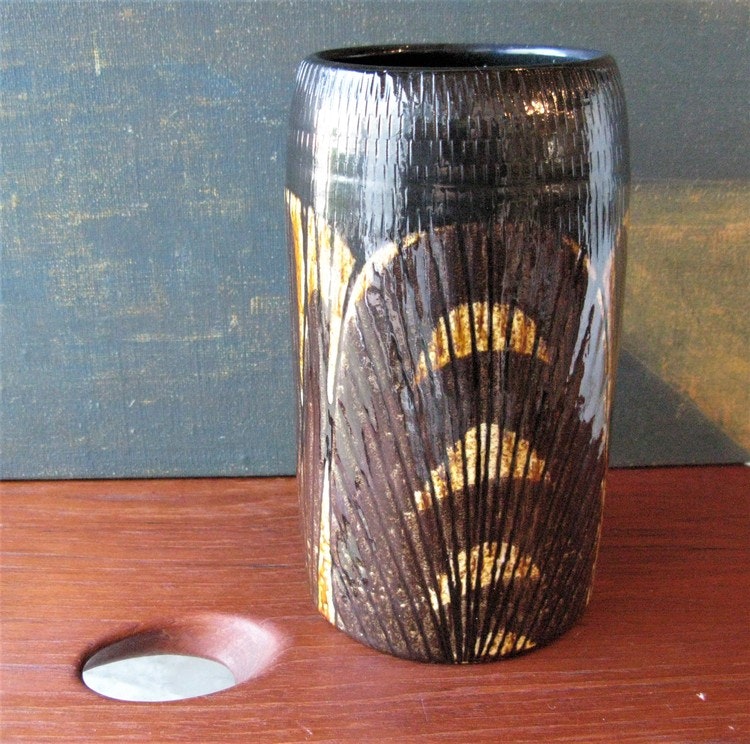 Sacra vase 2665