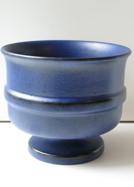 Blue flower pot 9016T
