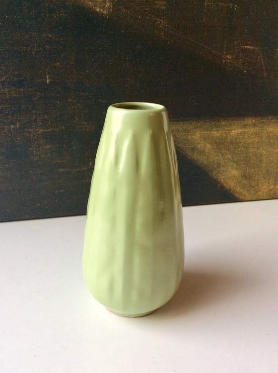 Lancett green vase 589