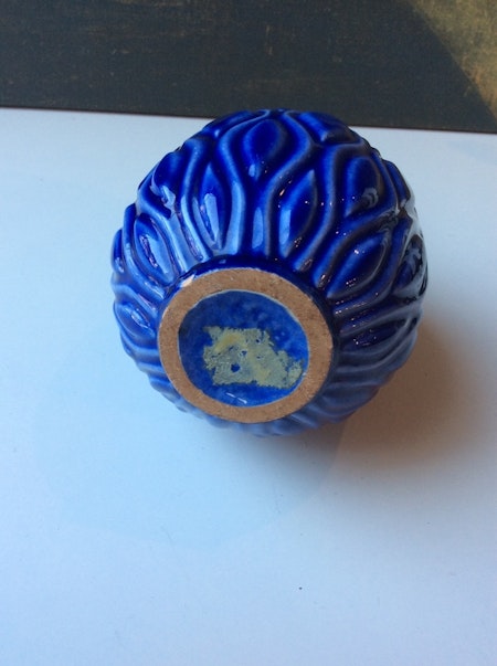 blue vase 798