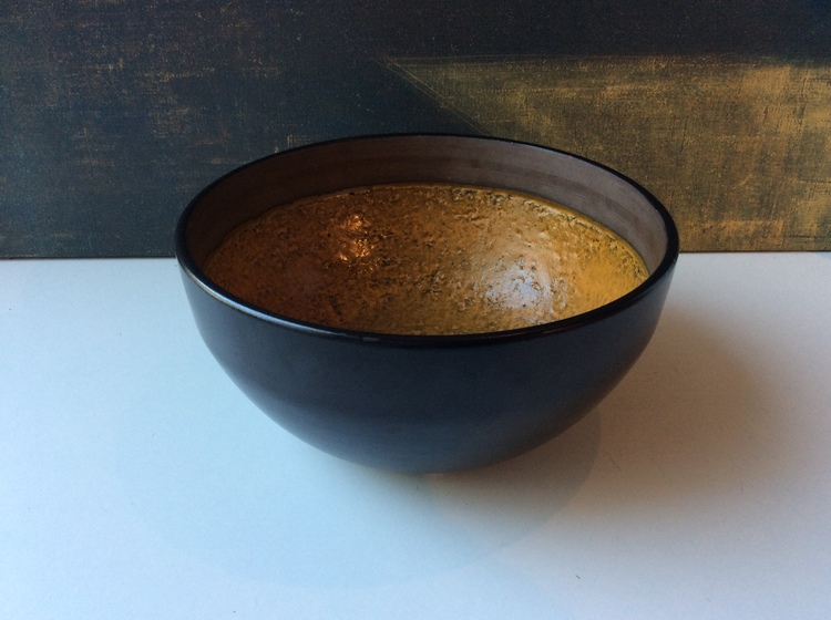 Yellow/black bowl 3059A