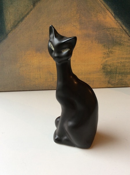 Black Cat figure