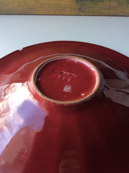Dark red bowl 382
